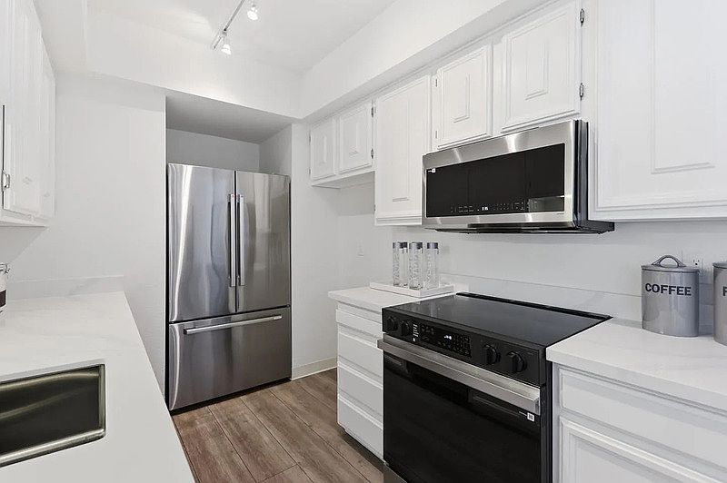 1510 Cherry St photo 4