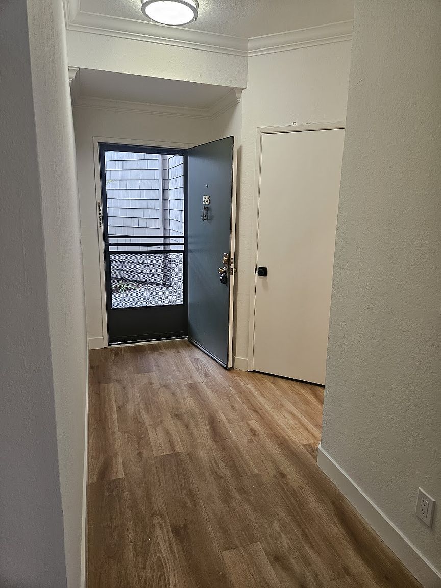 55 Cove Ln photo 5