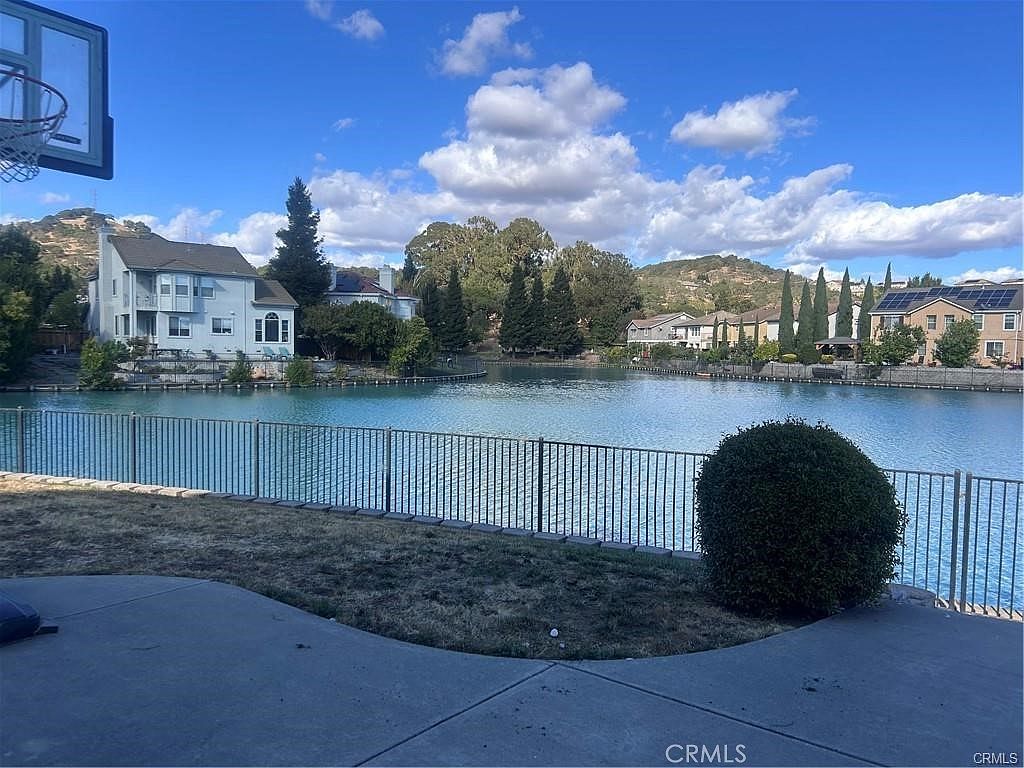 5162 Chabot Ct photo 5