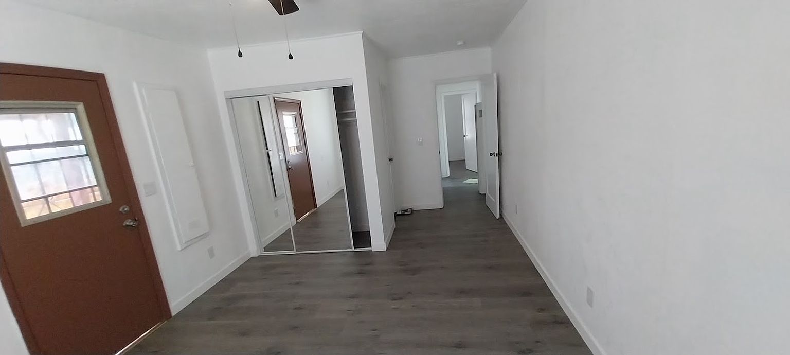 318 Taylor St photo 3