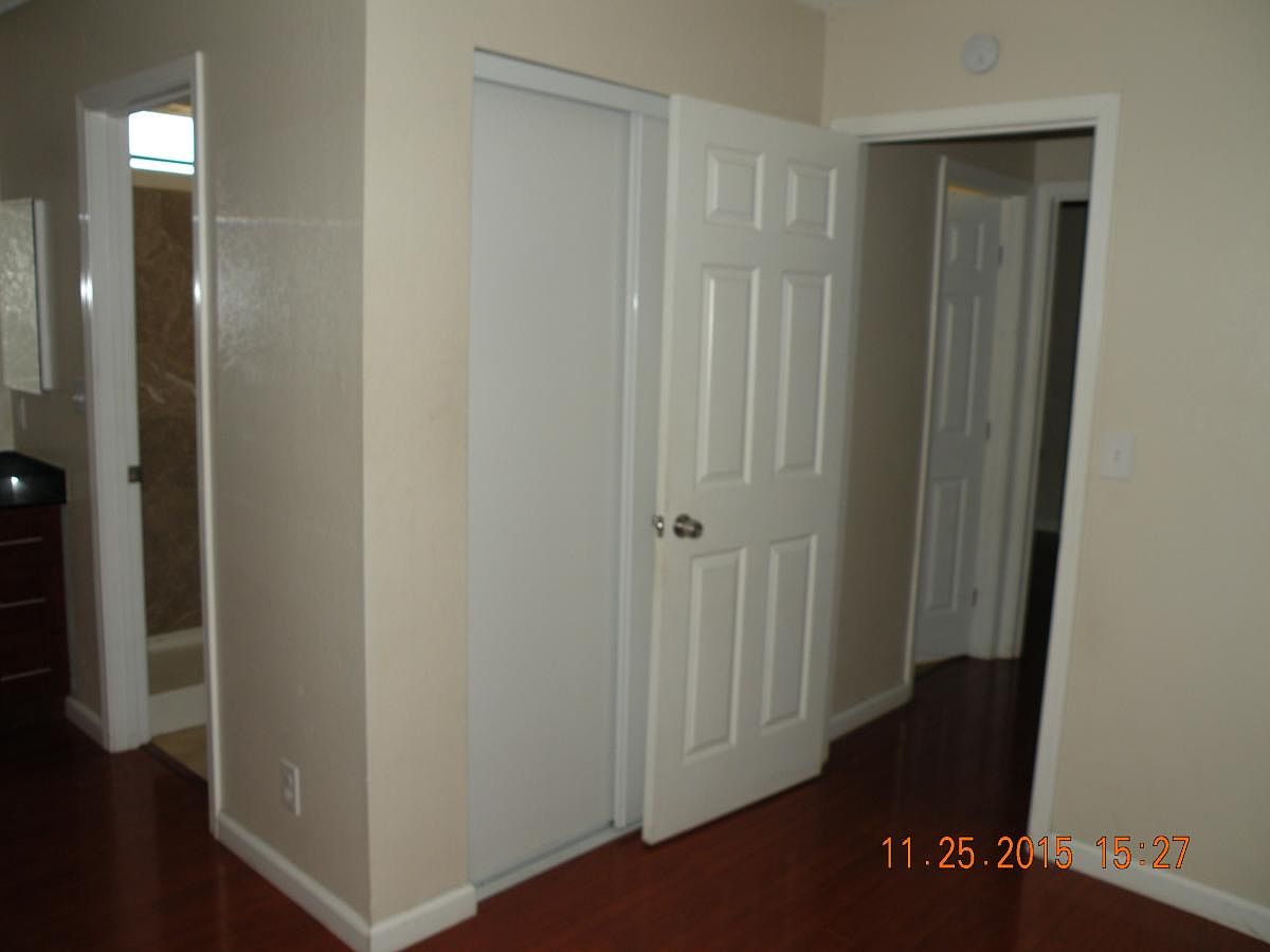 411 Amber Ave photo 4