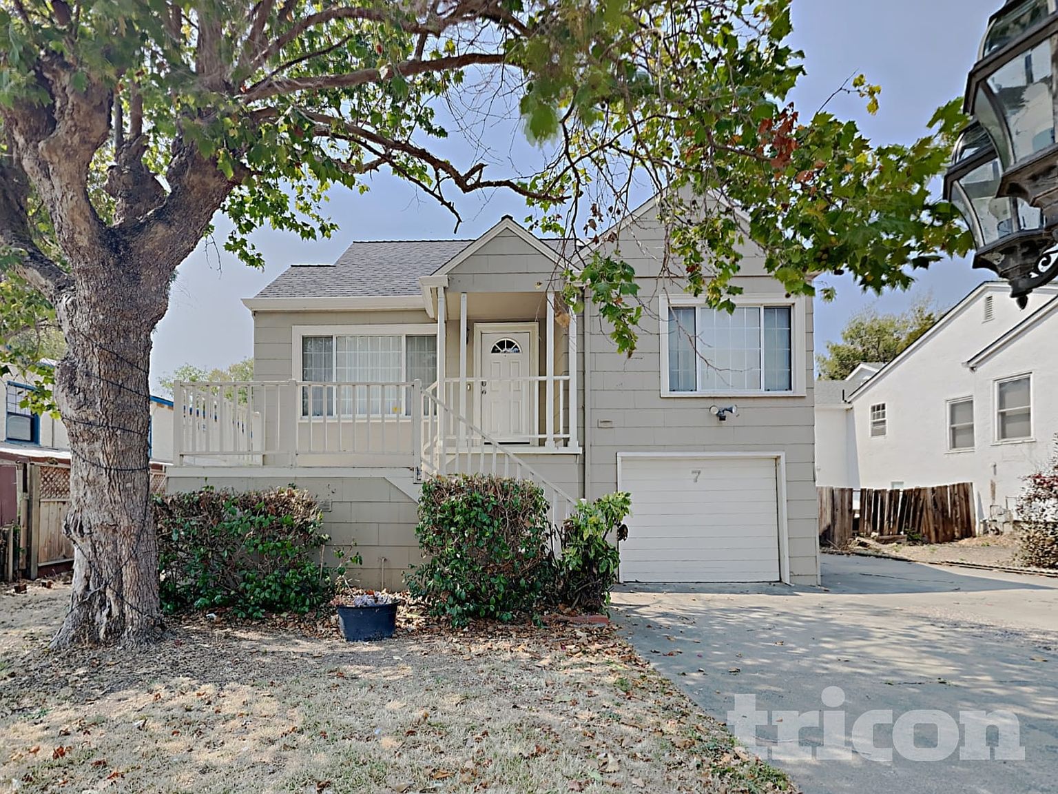 7 Howard Ave Vallejo, CA 94590 photo 2