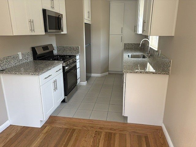 139 Claremont Ave photo 4