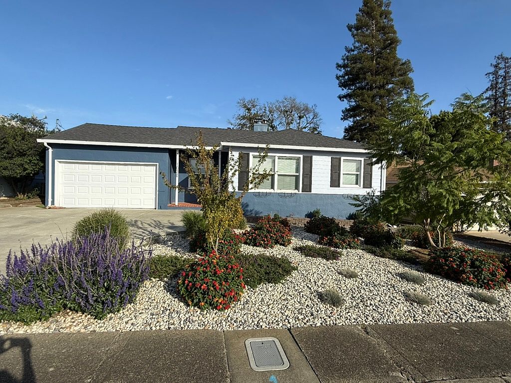 1020 Highland Ave photo 5