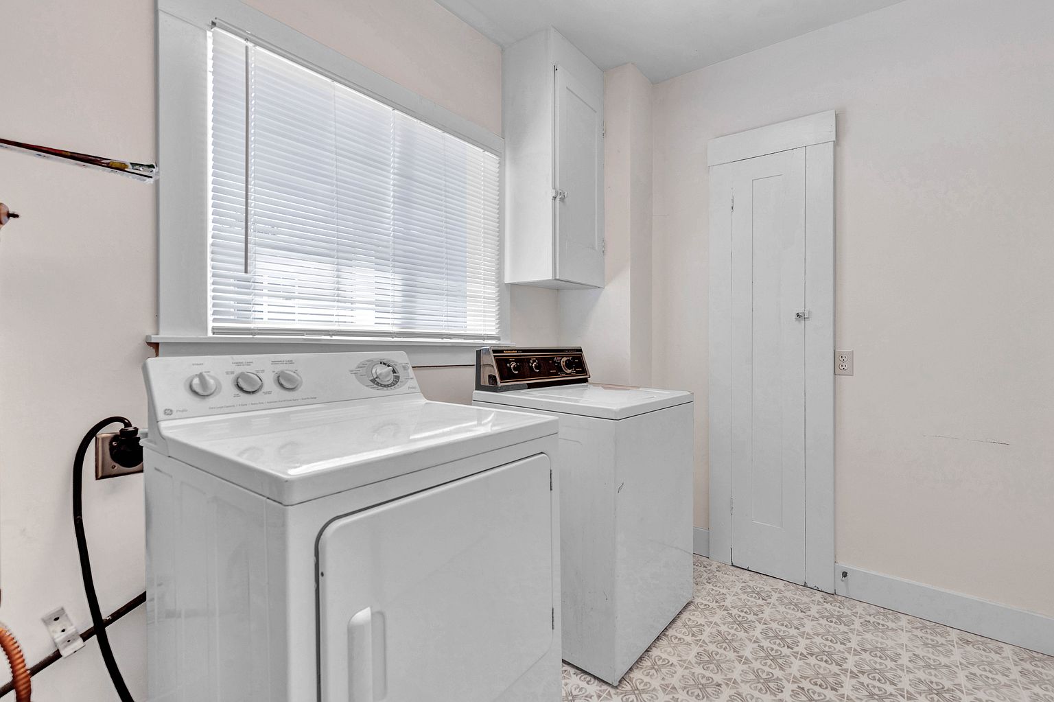 1524 Sutter St photo 2
