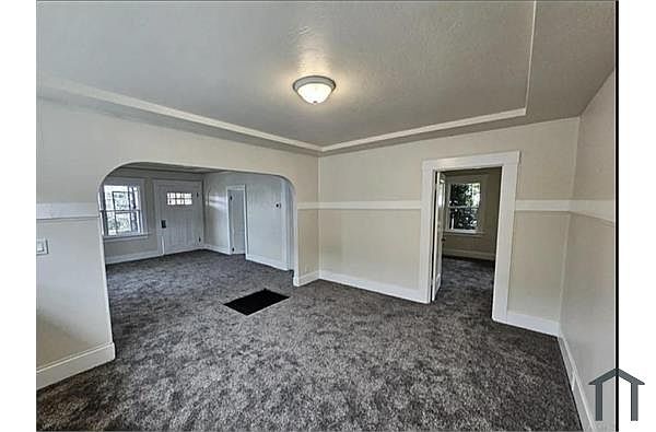 739 Alabama St photo 3