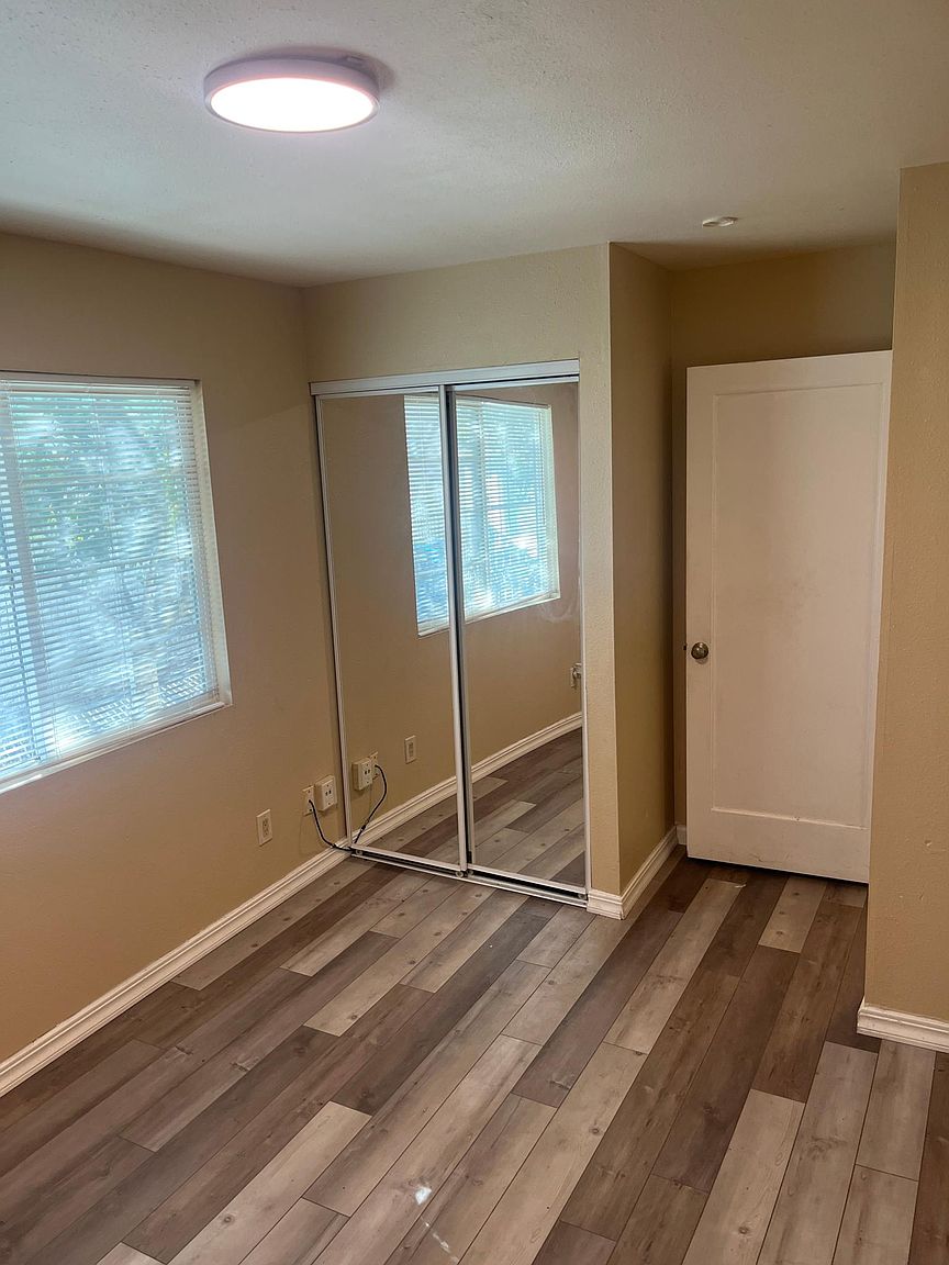 22 Glenn St photo 4