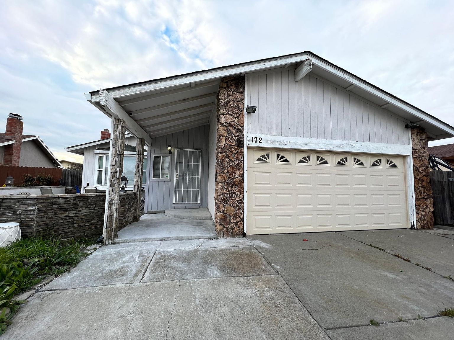 4BR/2BA Single Family House on Coloma Way · Vallejo photo 2