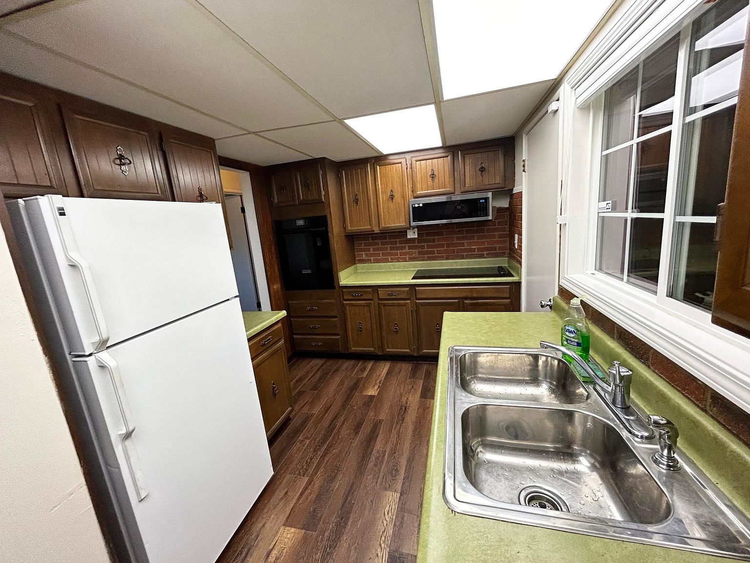 3602 Hazelwood St photo 4