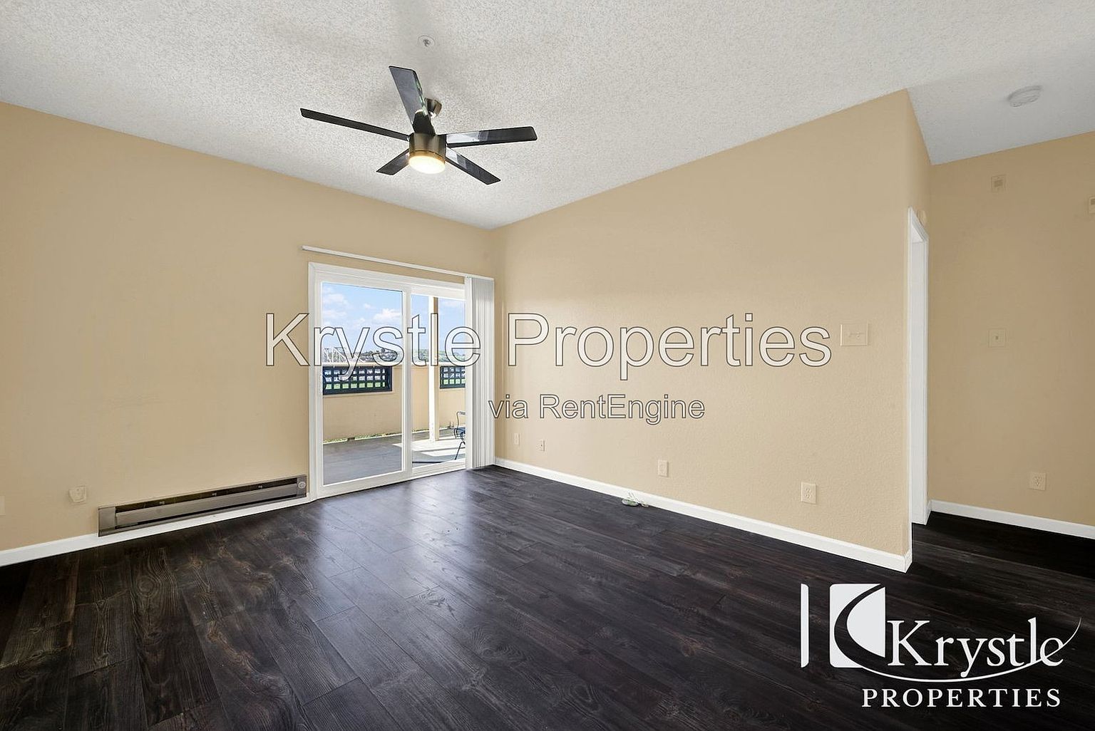 One Bedrroom condo at The Landing photo 4