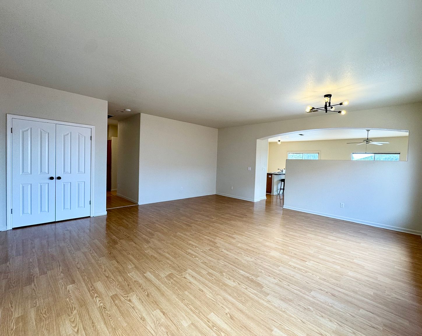 6453 Eagle Ridge Dr photo 3