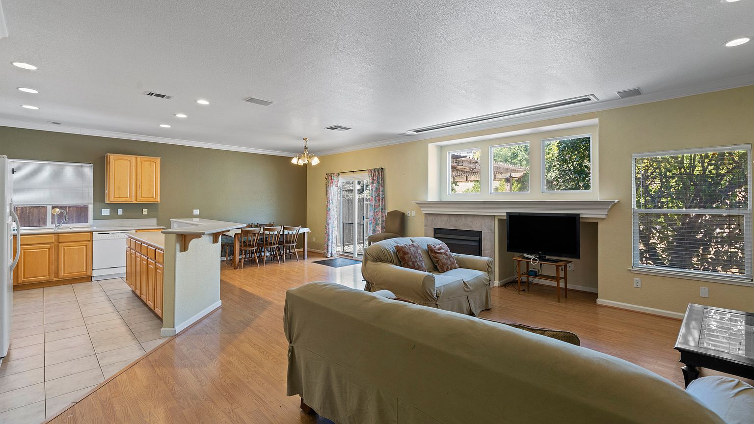 6295 Pebble Beach Dr photo 3