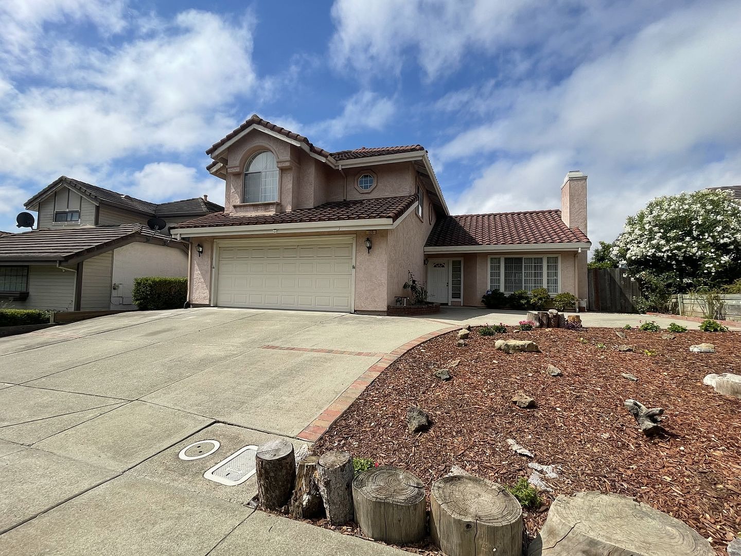 125 Ramsgate Way photo 2
