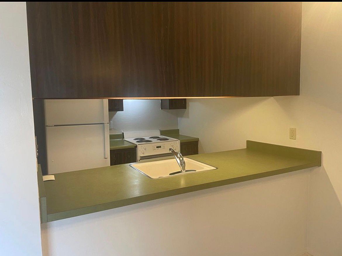 76 Villa Cir photo 5