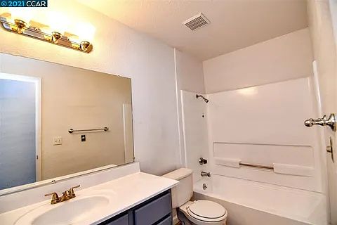 353 Lighthouse Dr photo 5