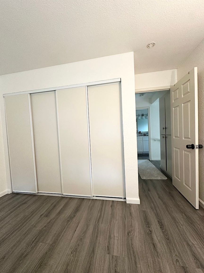 1BR/2BA Townhouse on Grande Cir · Fairfield photo 5
