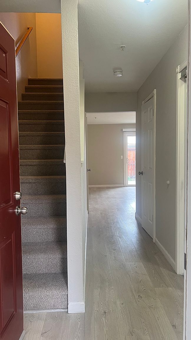 1941 Grande Cir Fairfield, CA 94533 photo 5
