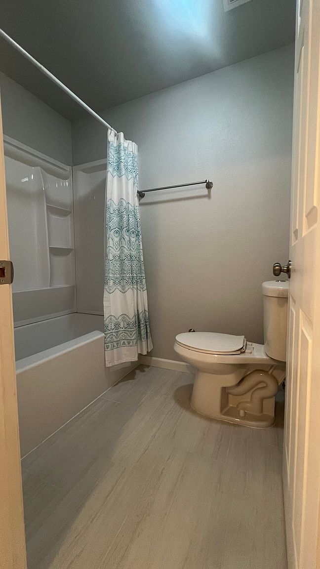 1941 Grande Cir Fairfield, CA 94533 photo 4