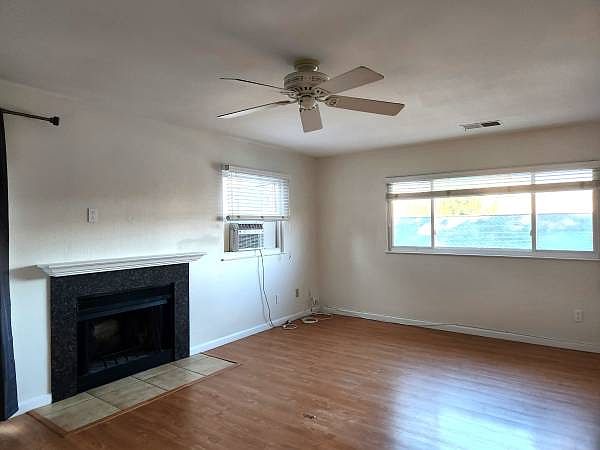 185 Windjammer Dr photo 3