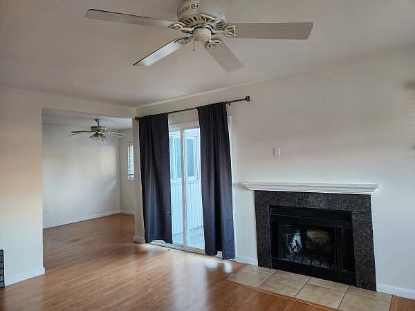 185 Windjammer Dr photo 2