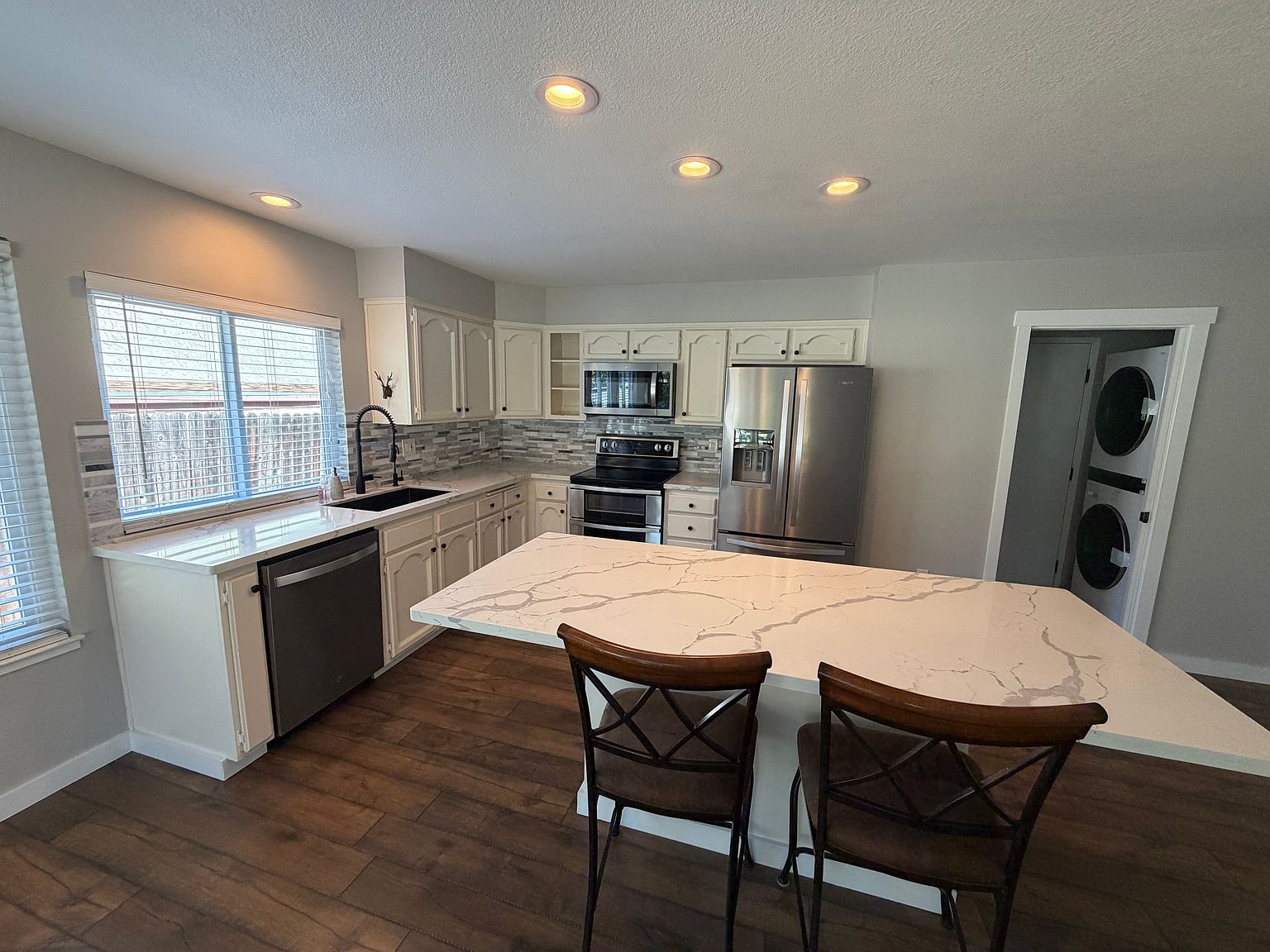 1771 Nantucket Ct photo 2
