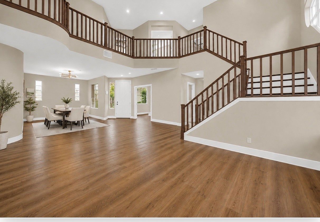 3245 Quail Hollow Dr photo 2
