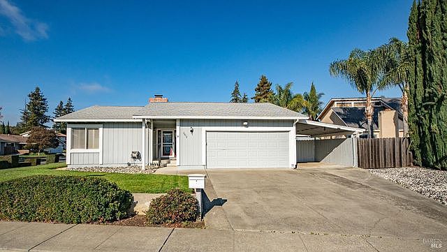 3BR/2BA Single Family House on Miller Ct · Fairfield photo 4
