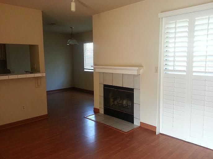 117 Brogan Ct photo 5