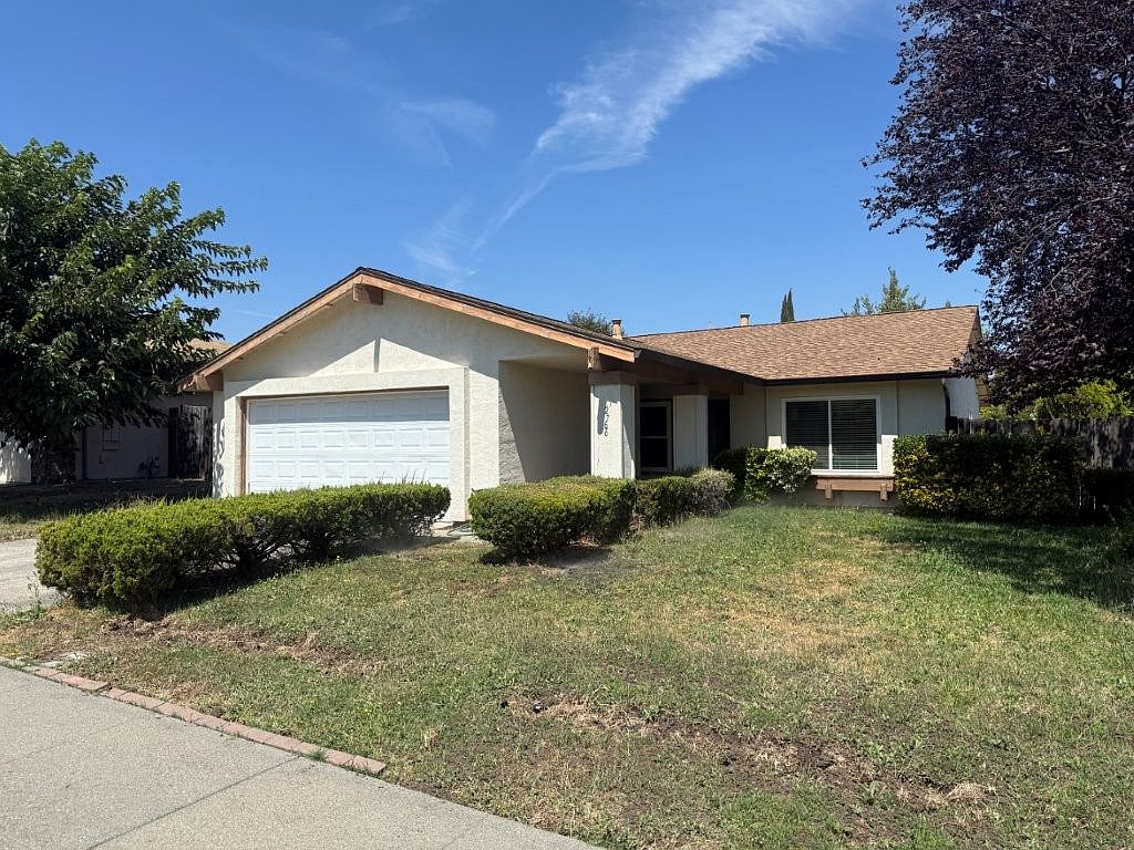2766 Applewood Dr photo 5
