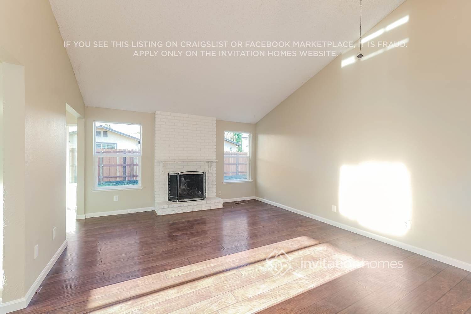 568 Silverado Cir photo 5