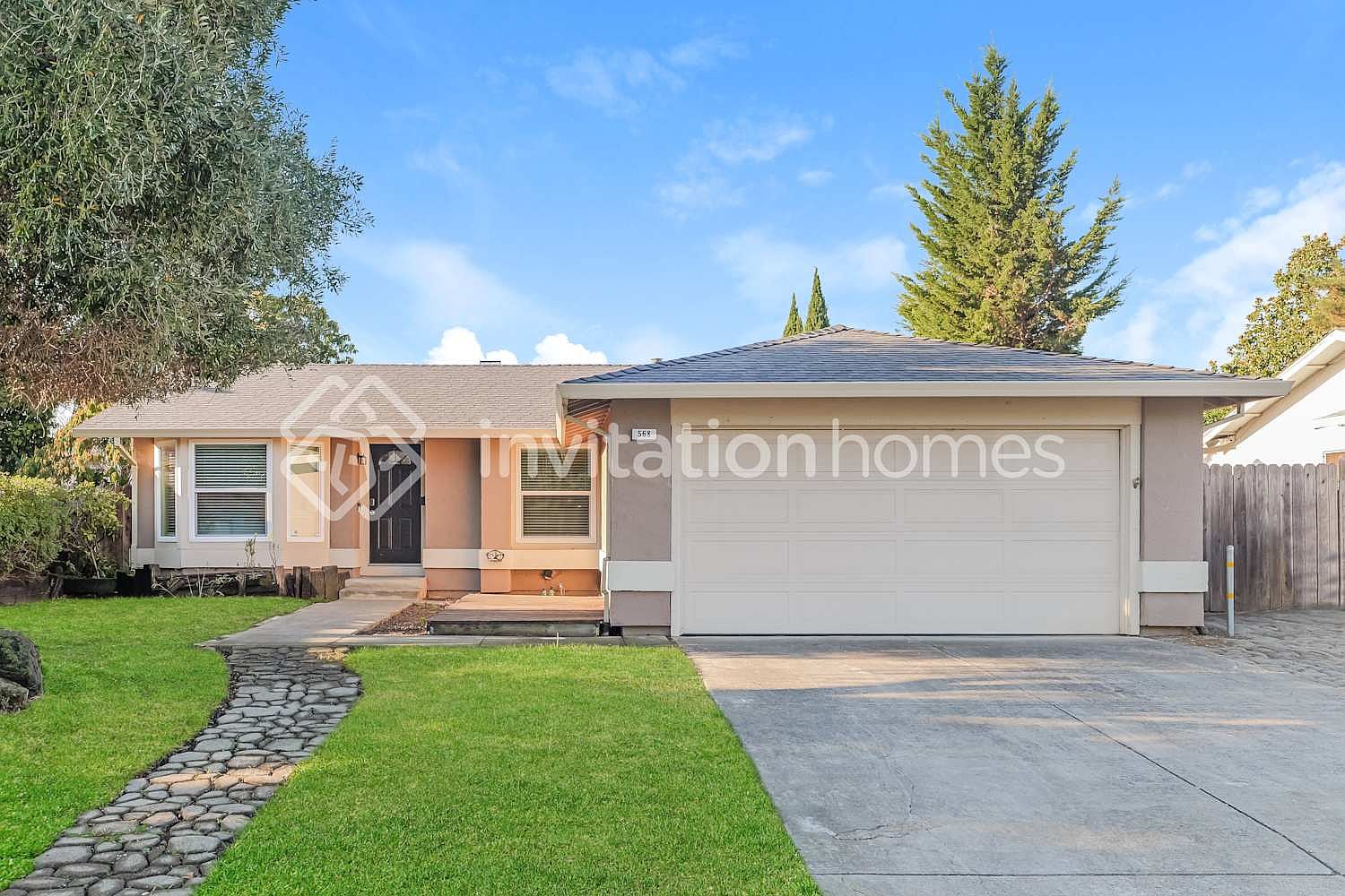 568 Silverado Cir
