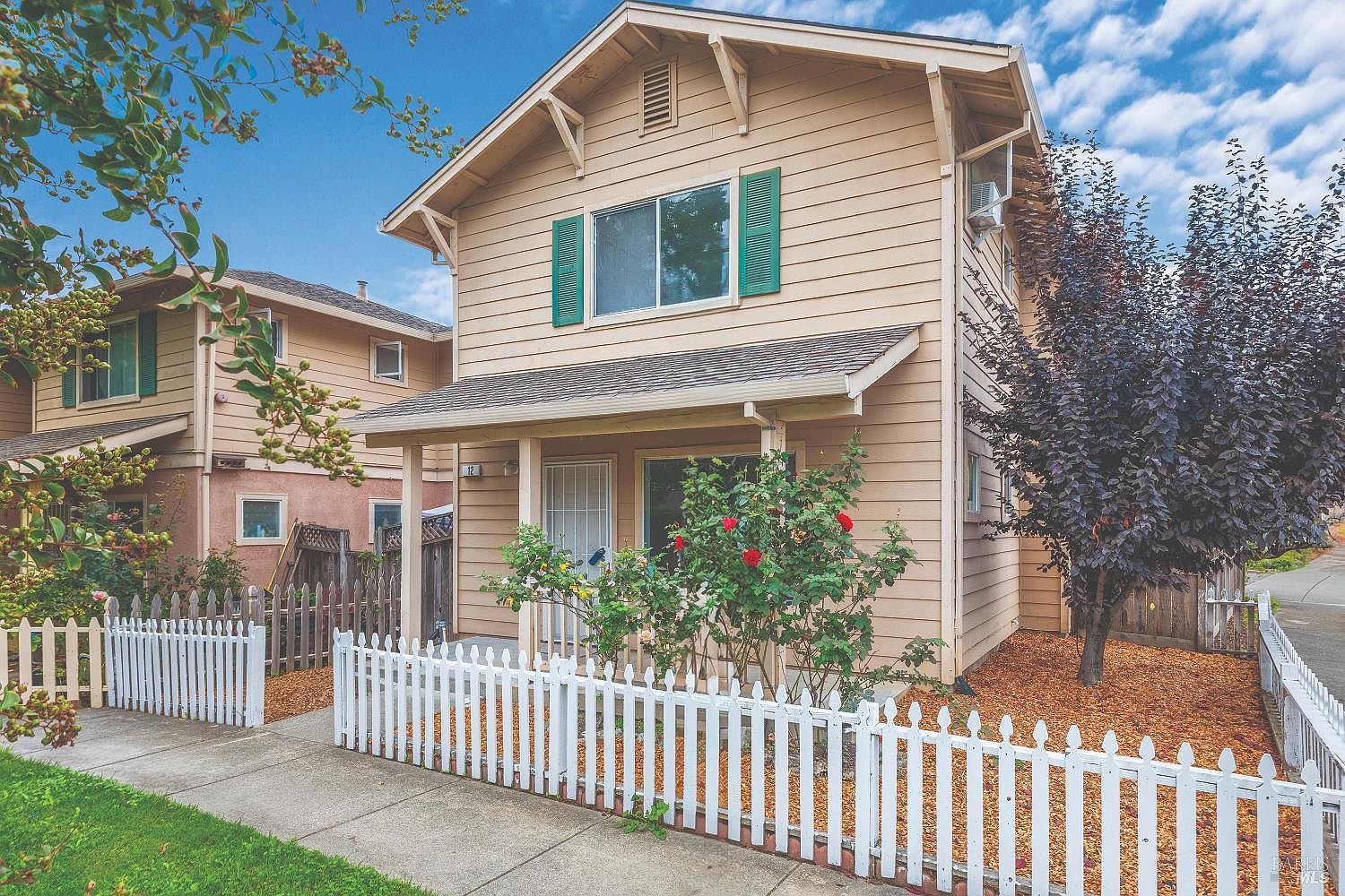 12 Alana Way photo 2