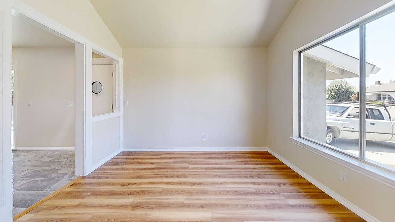 1108 Gumwood Ln photo 4