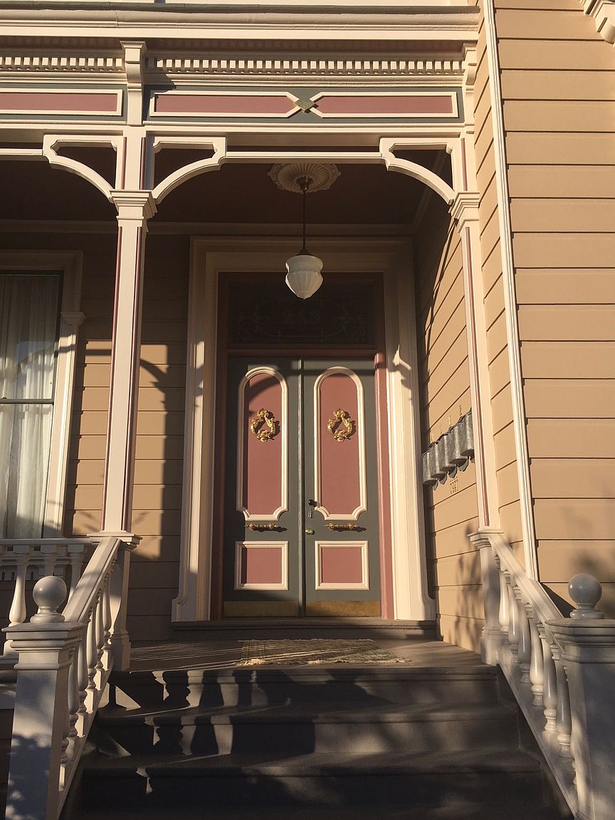 243 Liberty St photo 3