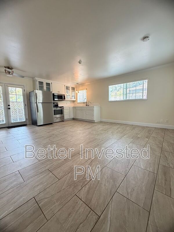 92 Hendley St photo 3