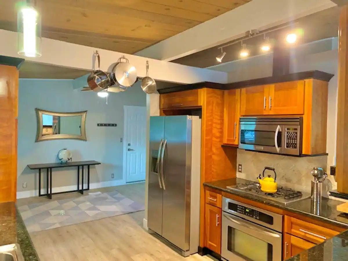 3112 Hoen Ave photo 4
