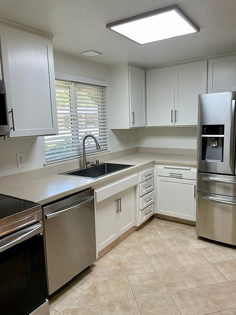 Apartments on White Oak Drive · Santa Rosa photo 5