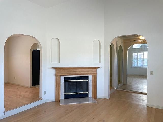1131 Wieling Way photo 3