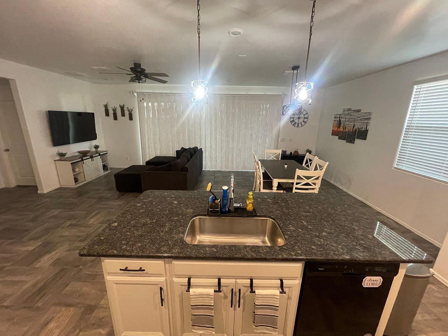 16592 W Jenan Dr photo 4