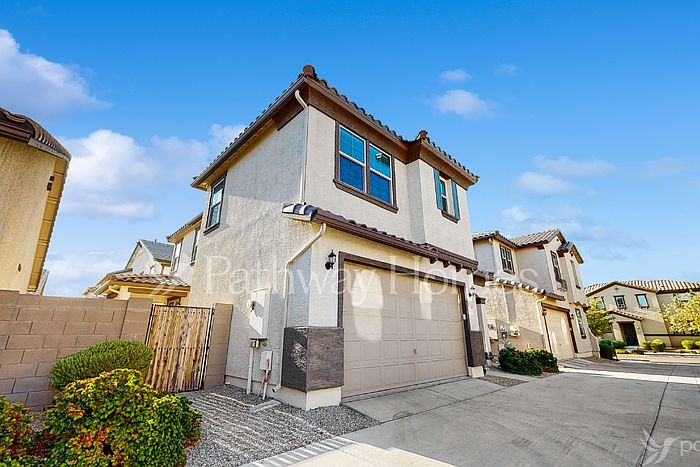 16604 W Sierra St Surprise, AZ 85388 photo 3
