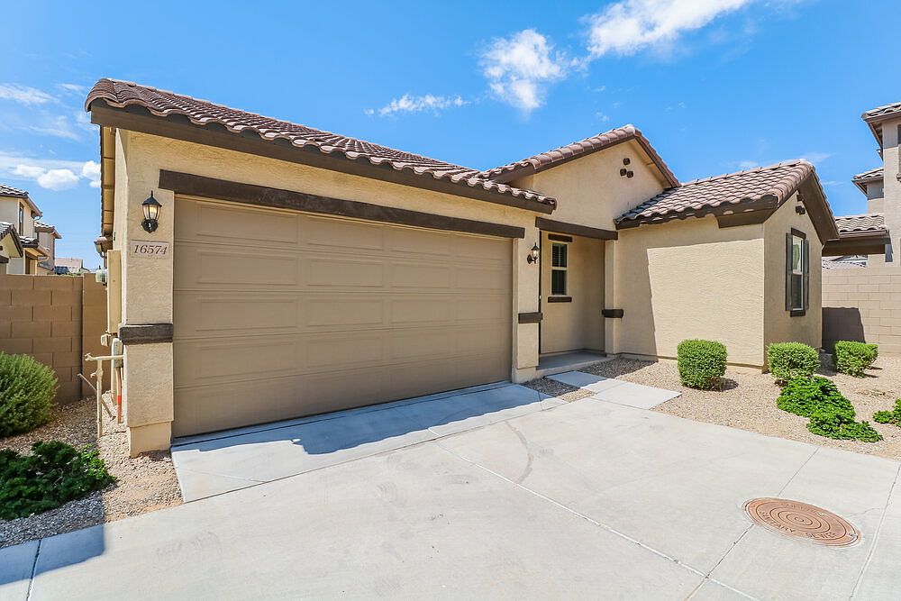 16574 W Sierra St photo 3