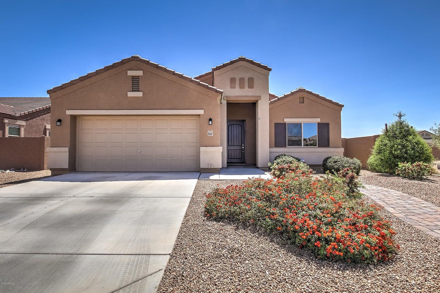 9347 W Georgia Ave Glendale, AZ 85305 photo 2