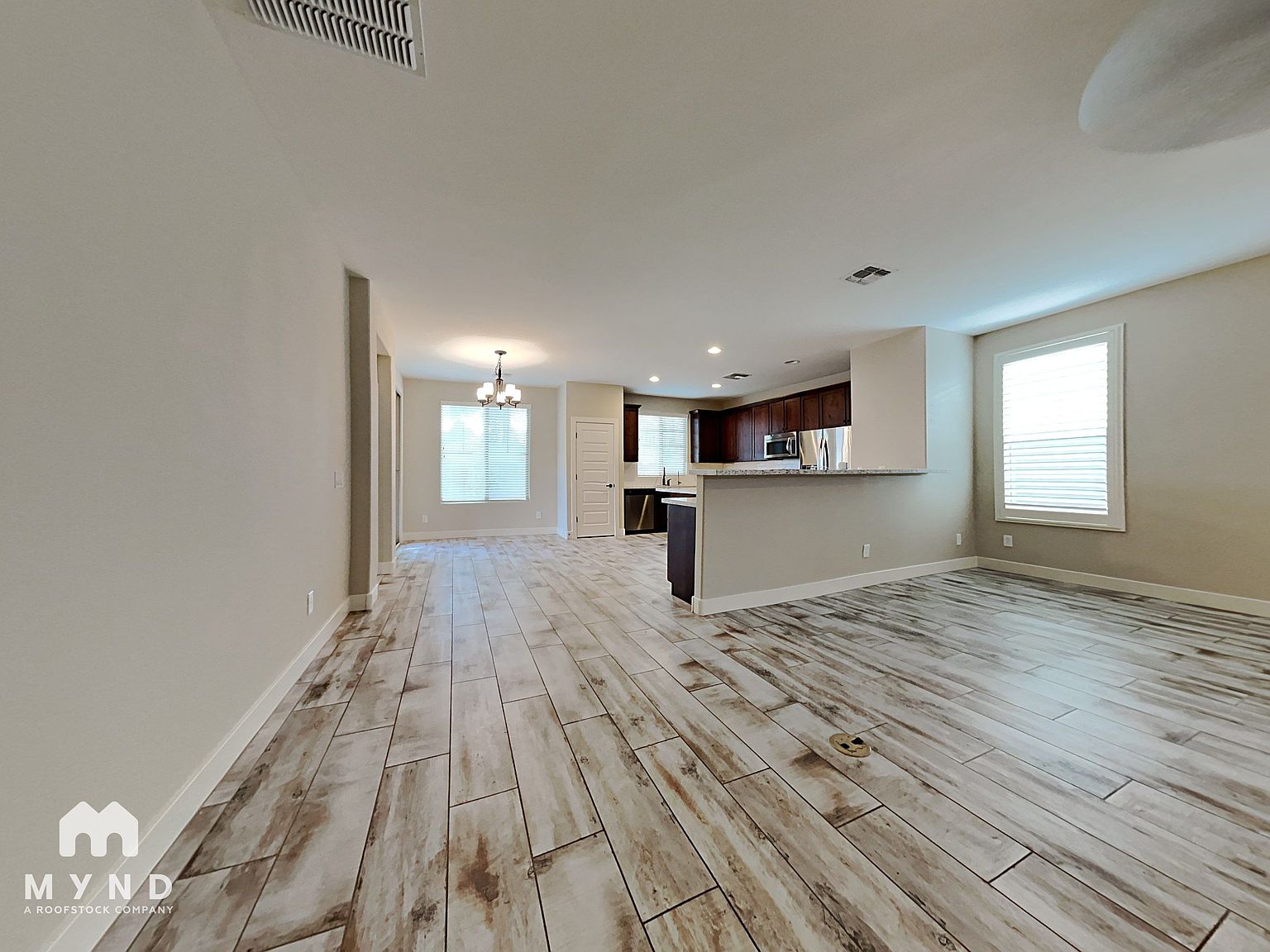 2639 N Walker Way Phoenix, AZ 85008 photo 3