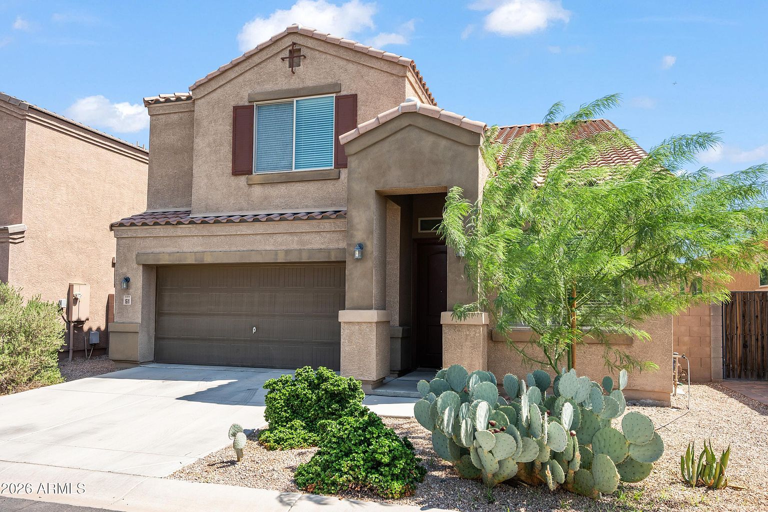 1611 N Hillcrest photo 2
