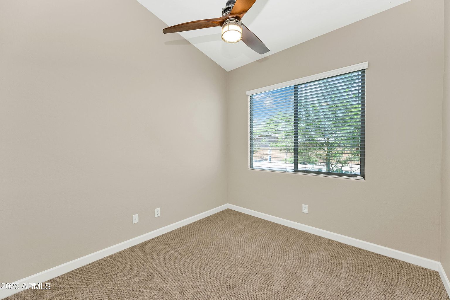 1611 N Hillcrest photo 5