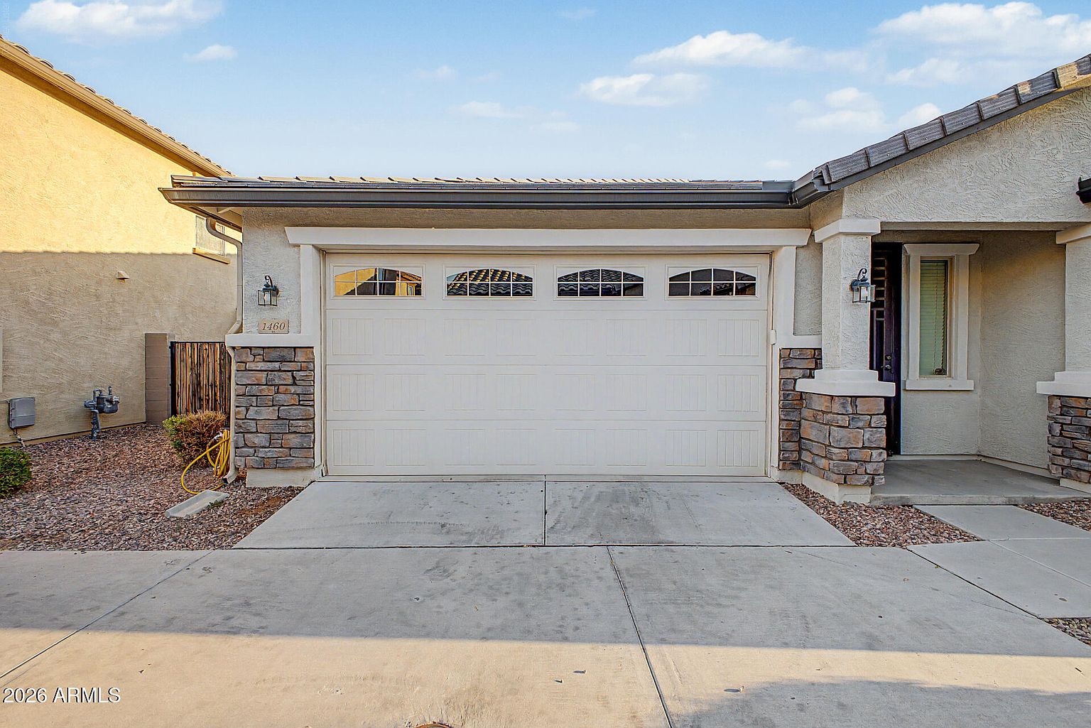 1460 N Banning photo 4