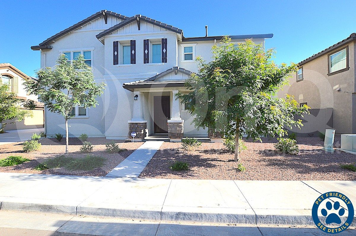 145 E Bluejay Dr Chandler, AZ 85286 photo 2