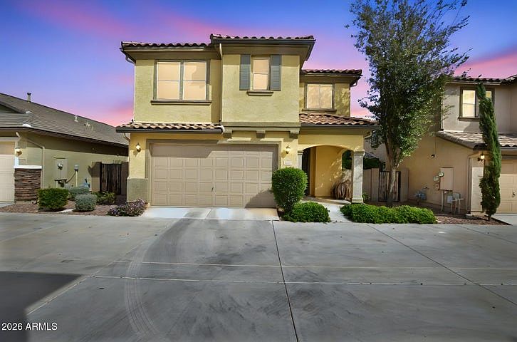 214 E Bluejay Dr Chandler, AZ 85286 photo 2