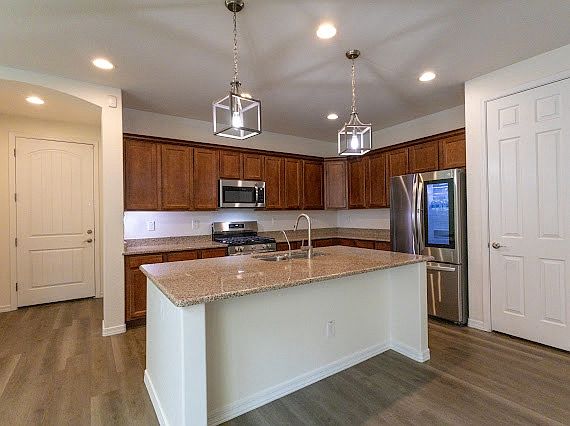 3674 E Turley St Gilbert, AZ 85295 photo 2