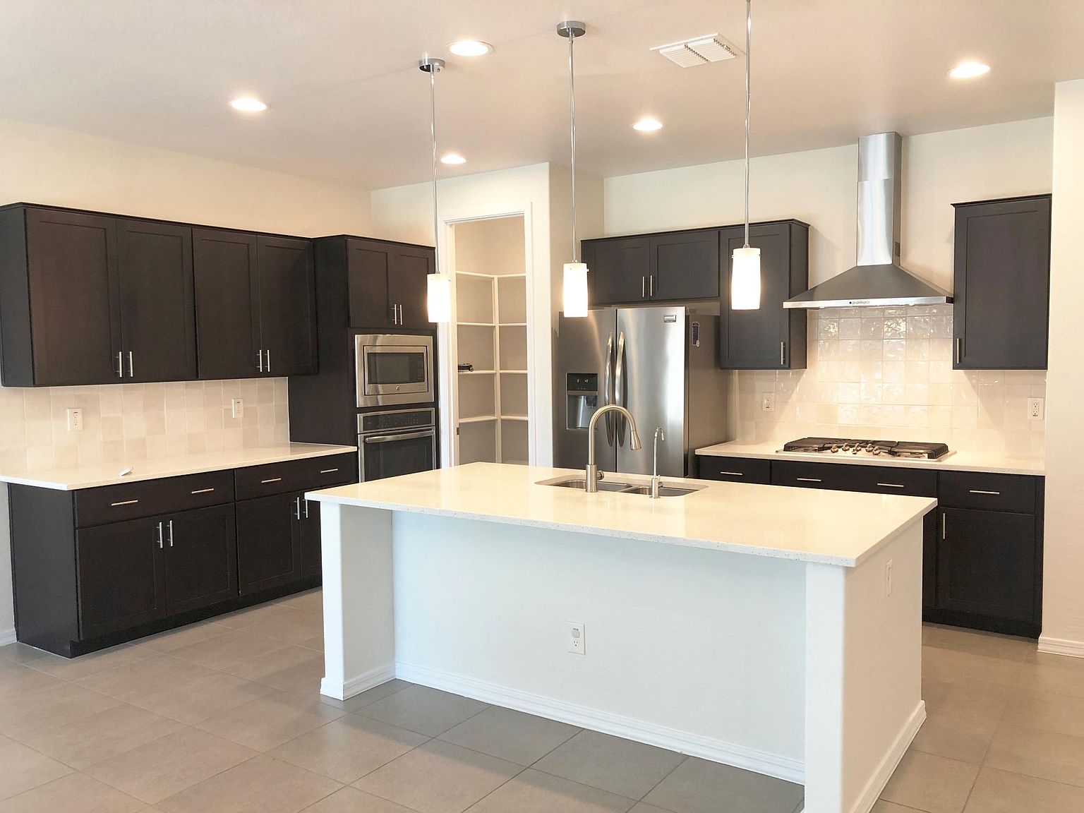 20737 E Canary Way photo 3